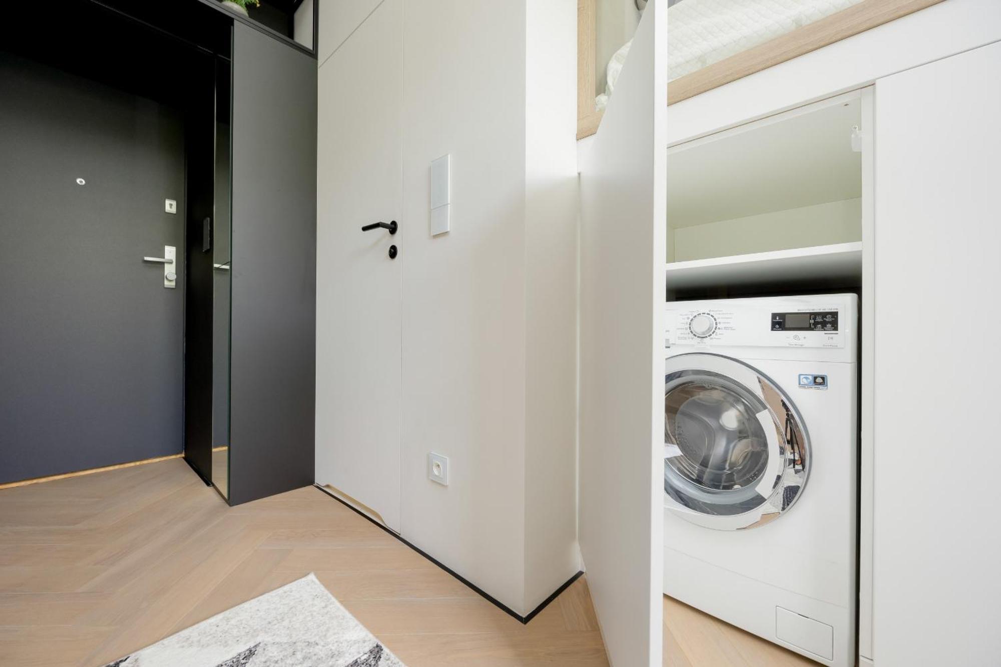 Przytulne Studio W Zielonej Okolicy Srodmiescia By Noclegi Renters Варшава Екстериор снимка